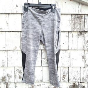Lululemon Crop Mesh Insert Leggings